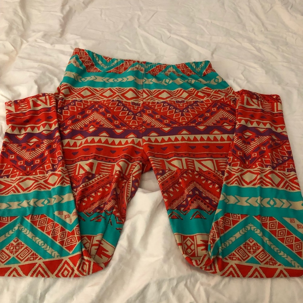 Tc Lularoe Leggings In An Aztec Print. - image 2